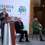 Ebrard se aísla tras contagio de AMLO; espera resultados de prueba de covid