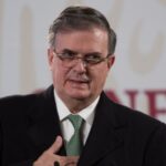Opositores expresan solidaridad a AMLO
