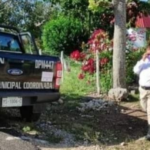 Camioneta queda bajo los escombros de un puente que colapsó en la México-Pachuca