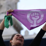 ¿Quién es Lady Pelotas y por qué la apodan así?