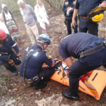 Asesinan a un hombre frente a una primaria en Cancún
