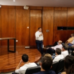 Aseguran jaguar en el aeropuerto de Mérida