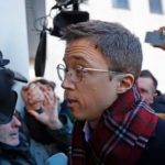Íñigo Errejón será juzgado por presunta agresión sexual a la actriz Elisa Mouliaá