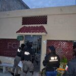 Terremoto de 7.7 frente a Indonesia activa alerta de tsunami; autoridades mantienen vigilancia